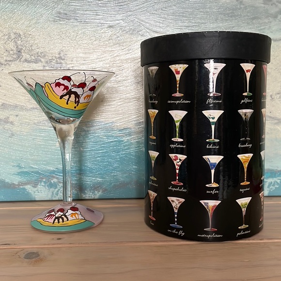 LOLITA Glassware hand painted Banana Split Martini glass, 10 oz, NWT - Picture 2 of 4